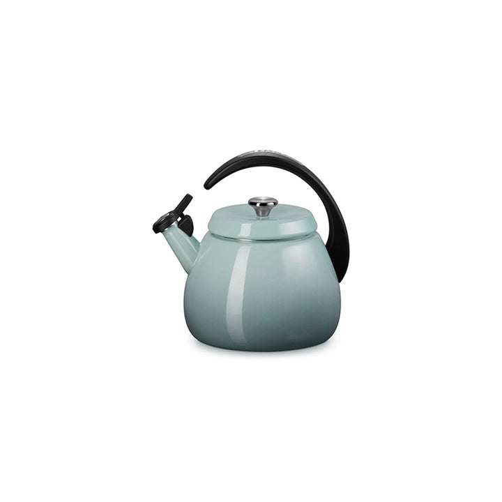 Le Creuset Cloche Kettle, 2.2 Qt.