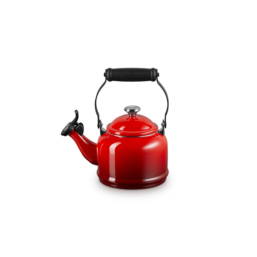 Le Creuset Demi Kettle, 1.25 Qt.