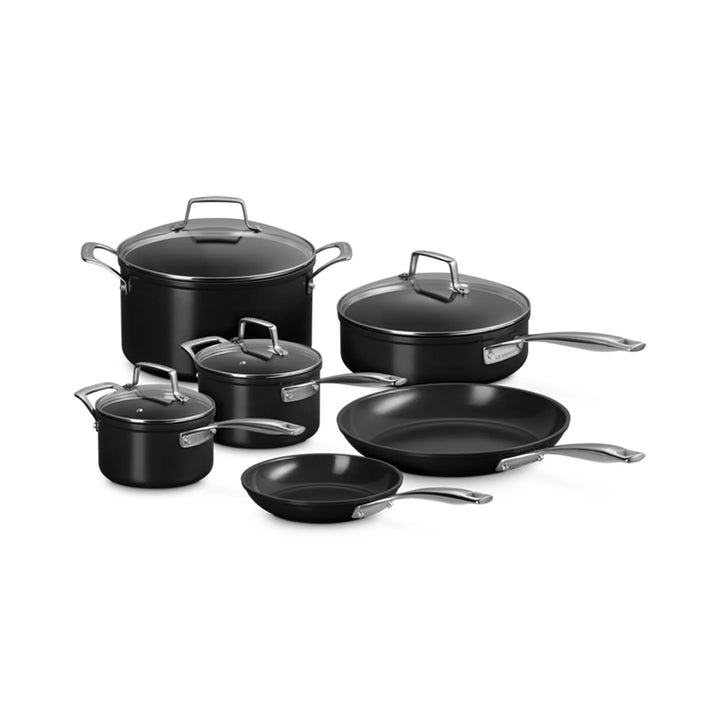 Le Creuset Essential Non-Stick Ceramic 10-piece cookware set