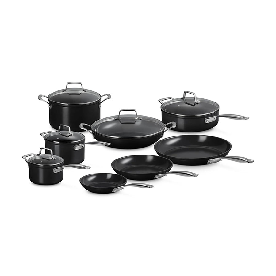Le Creuset Essential Non-Stick Ceramic 13-piece cookware set