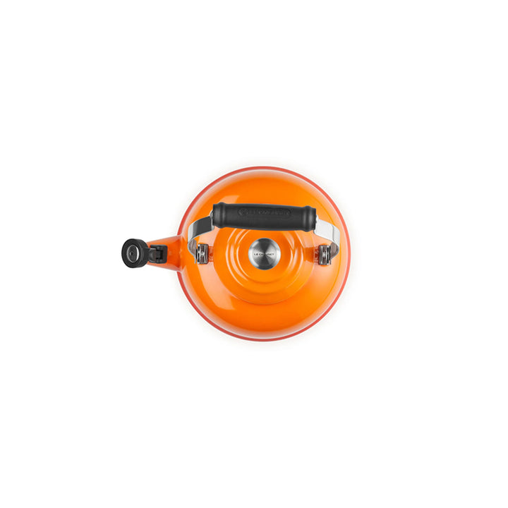 Le Creuset Classic Whistling Kettle, 1.7 Qt.