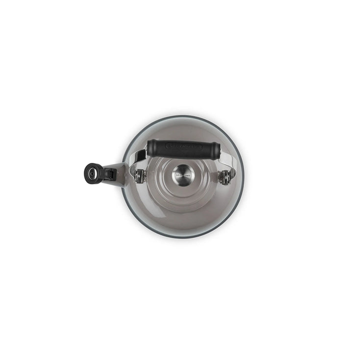 Le Creuset Classic Whistling Kettle, 1.7 Qt.