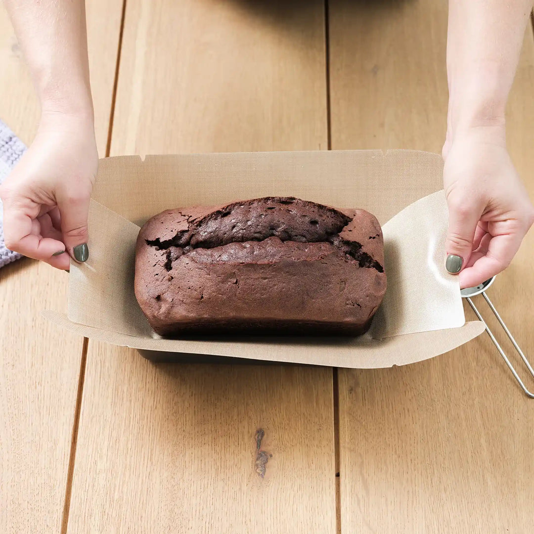 NoStik Silicone Loaf Pan Liner, Brown
